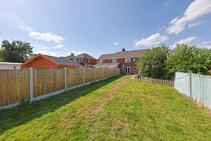 Rose Avenue Calow